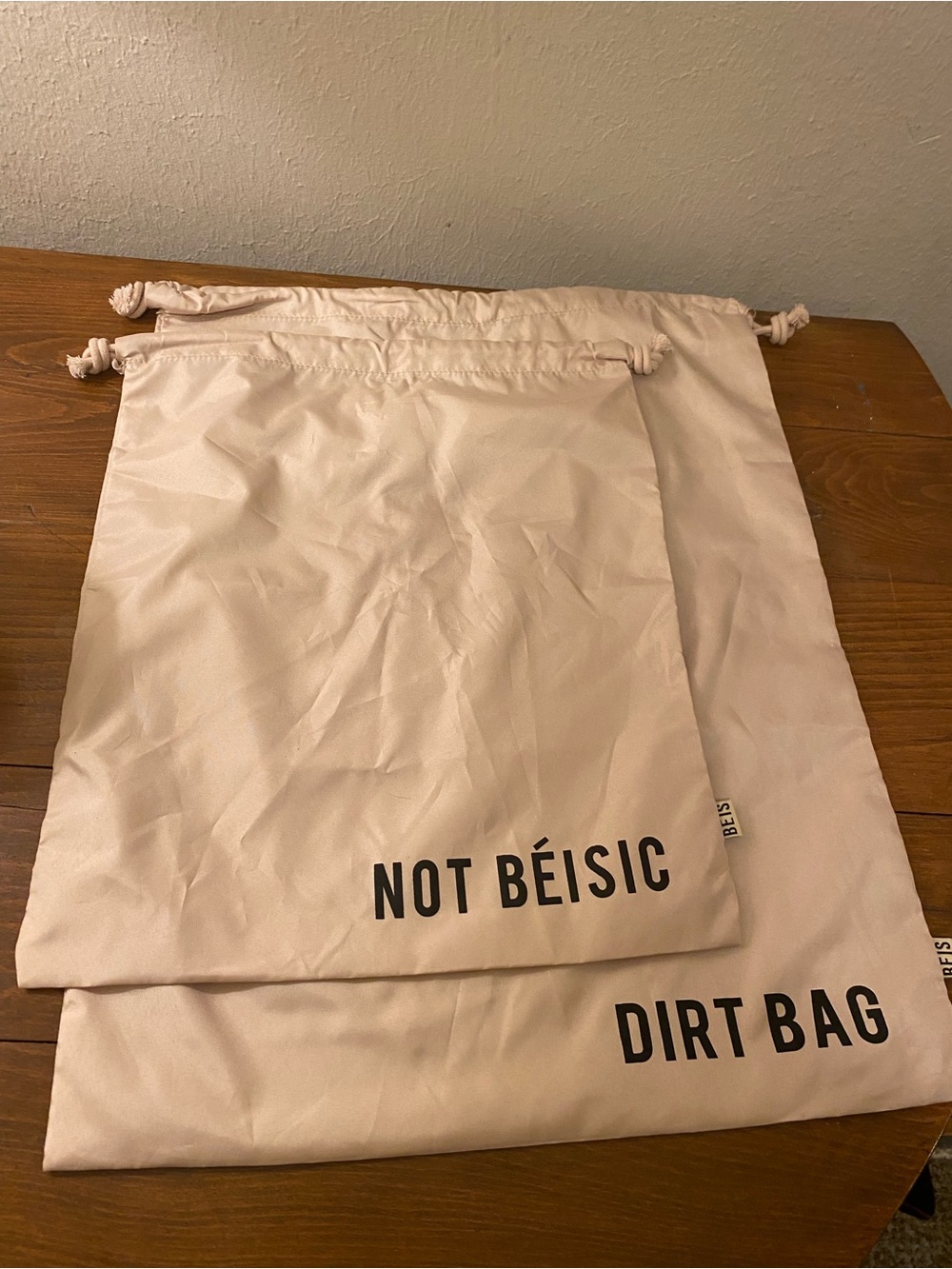 Not Bésic / Dirt Bag Drawstring Dust Bag/laundry bags beige luggage accessories